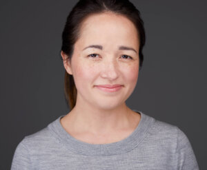 Headshot of Lindsay White from the shoulders up.